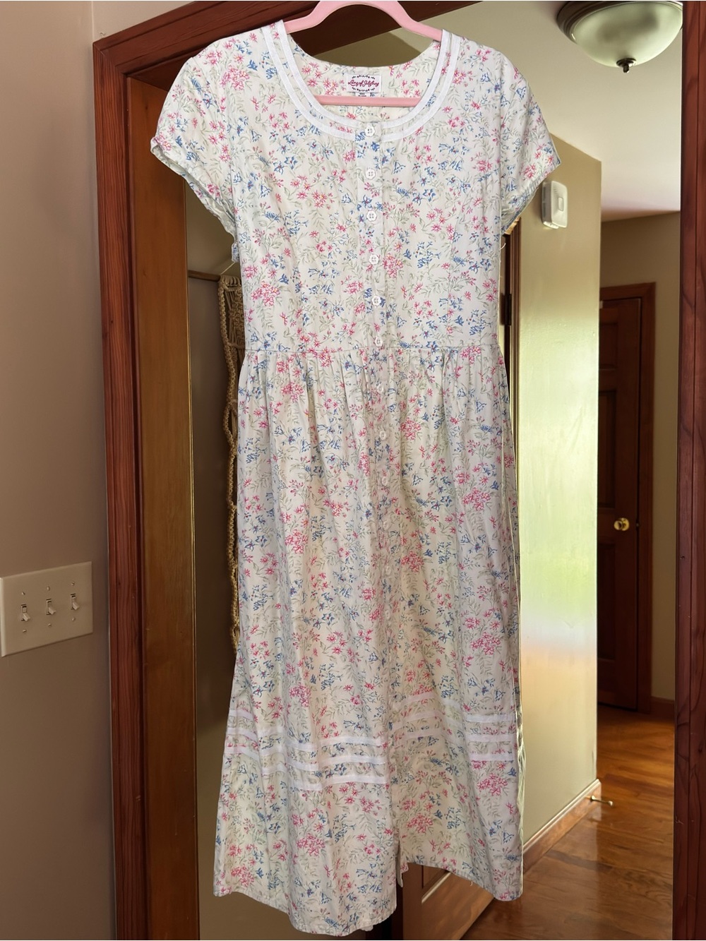 Vintage Lanz of Salzburg mint green floral button front midi dress size M